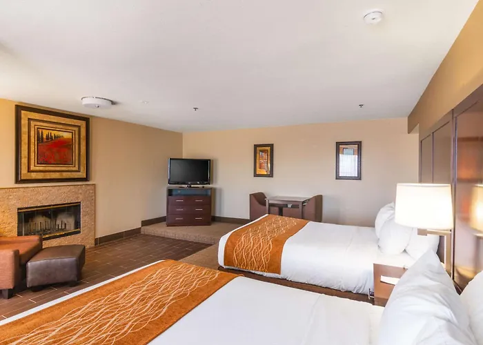 Comfort Inn & Suites Mojave